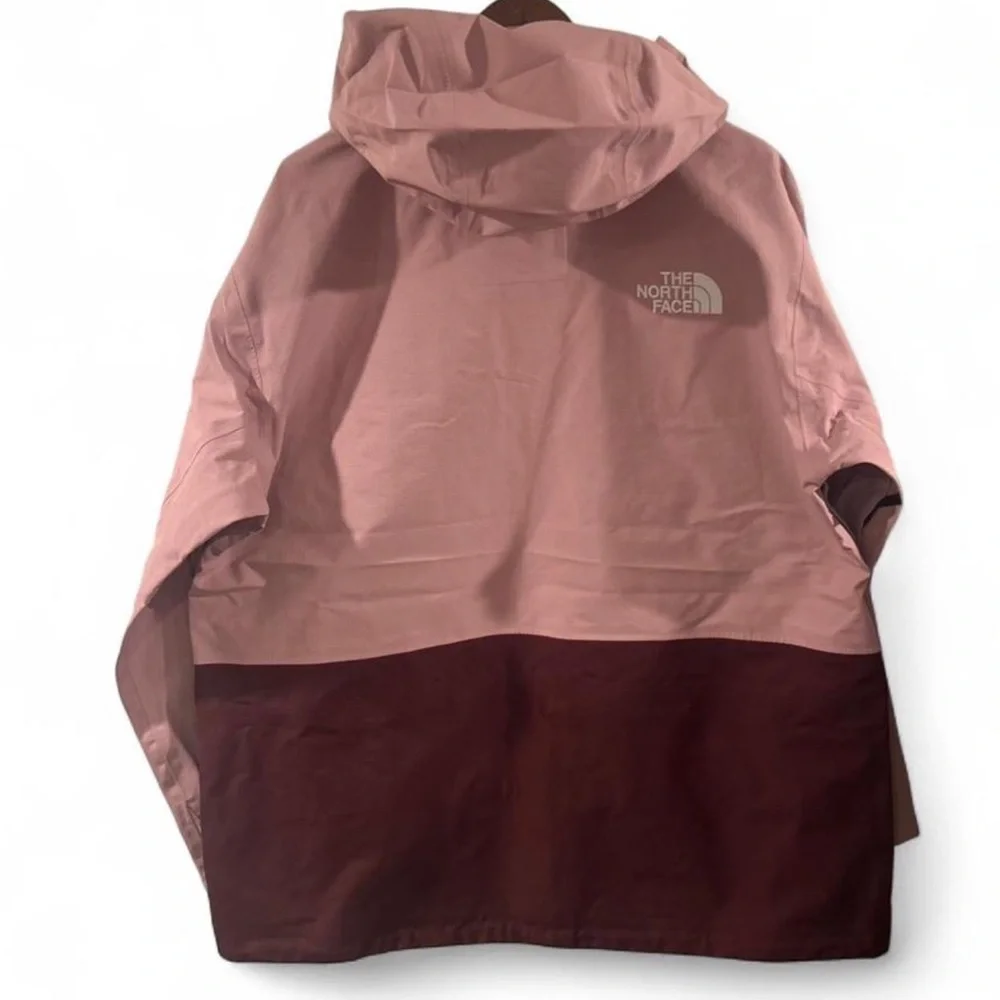 The North Face Waterproof Dragline Standard Fit Men’s Jacket Size XL (NWT)